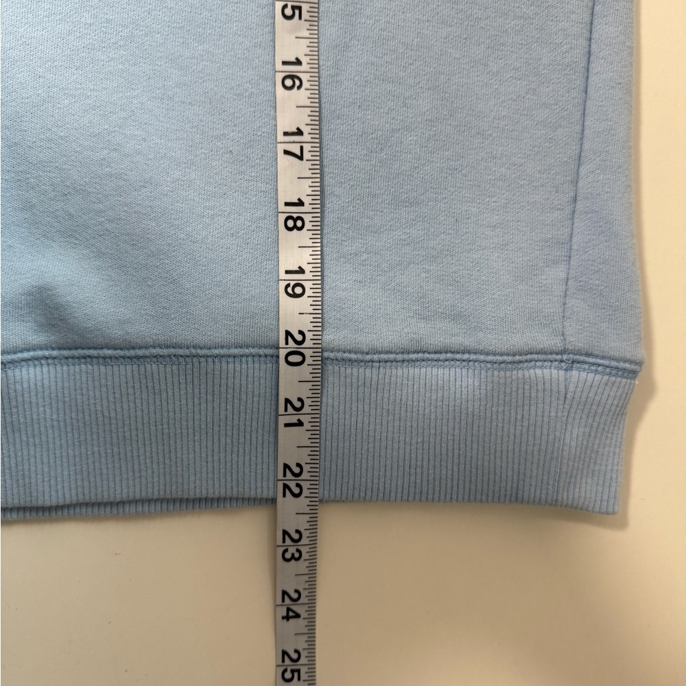 Victoria’s Secret PINK Baby Blue Sweatshirt Embroidered Logo Small Women’s - Picture 9 of 12